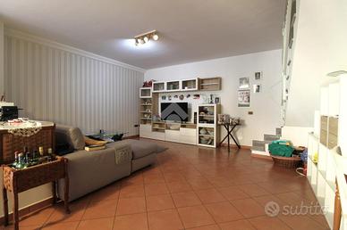 3 LOCALI A BRIOSCO