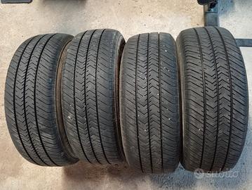 Gomme Estive 215/60/R16