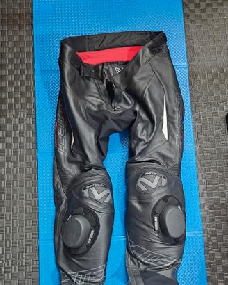 pantaloni pelle moto