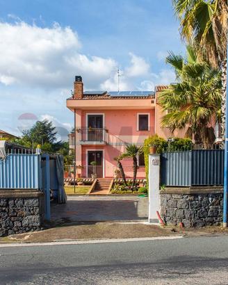 Villetta bifamiliare - Pedara