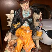 Statua il vagabondo in ceramica di capodimonte