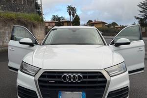 Audi Q5 2.0 S Tronic line plus