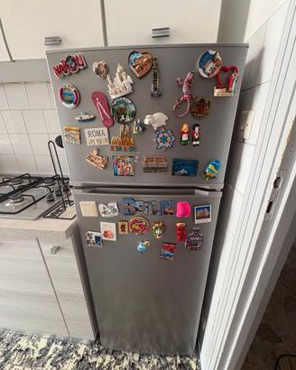 Frigorifero con freezer