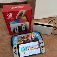 Nintendo switch Oled bianca/nera