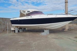 Barca abate con motore fuoribordo da 250cv