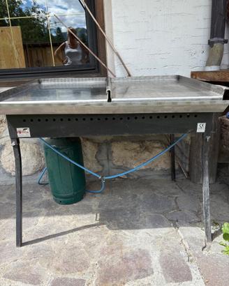 Griglia mobile da giardino con alimentazione a gas