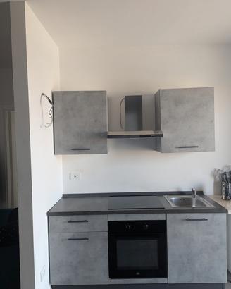 Cucina completa di forno e piano induzione