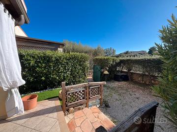 Bilocale con giardino - golfo aranci