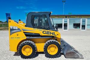 Minipala GEHL R 190 - a noleggio!