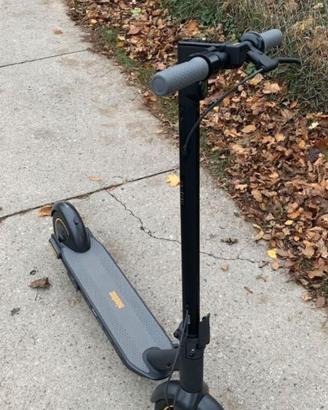 monopattino ninebot G30 MAX