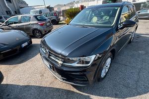 Volkswagen Tiguan 2.0 TDI SCR DSG 4MOTION Business