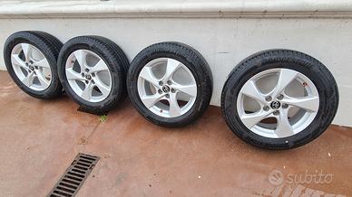 cerchi originali Toyota come  nuovi 