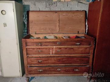 Comò antico a ribalta in legno