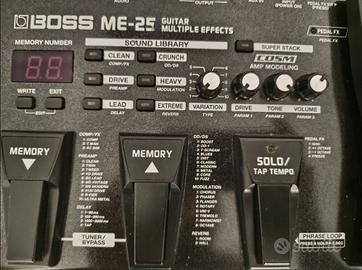 Boss ME25 Pedaliera Multieffetto Chitarra