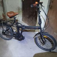 E-bike pieghevole