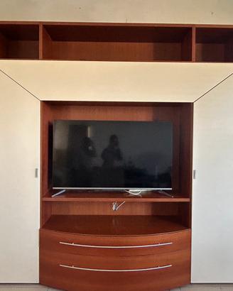 Arredamento salotto e armadio camera