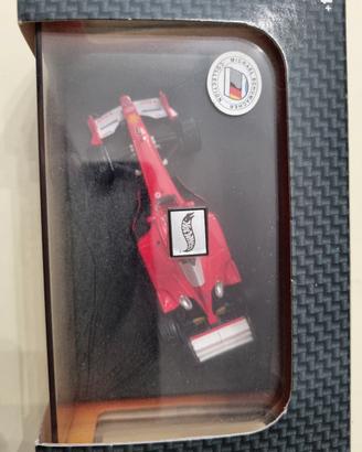 modellino Ferrari F1 2000 Hotweels 