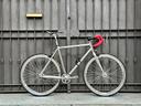 biciclettaa-scatto-fisso-freni-a-pattino