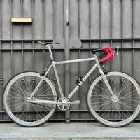 Biciclettaa scatto fisso + freni a pattino