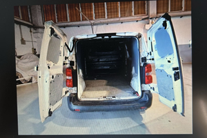 Opel Vivaro 1.5 diesel L2H1 3 posti