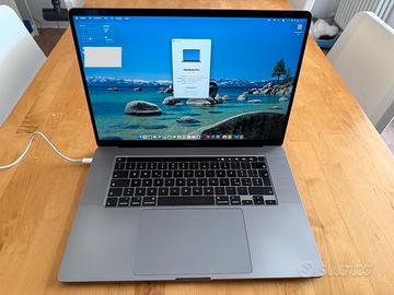Macbook Pro 16 pollici i7 Ram 16 GB 512GB memoria