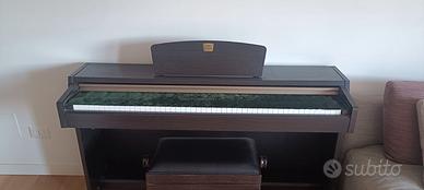 Pianoforte Yamaha - modello Clavinova
