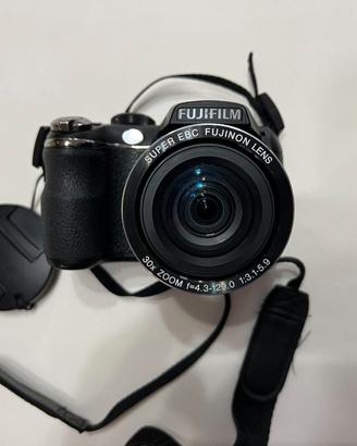 Fujifilm Finepix S4000 + Custodia