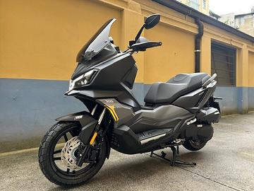Sym ADX 300