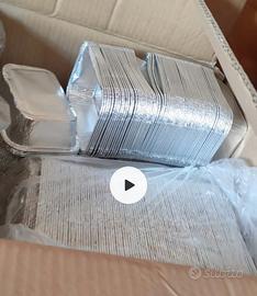 N. 100 vaschette alla volta per 5 euro