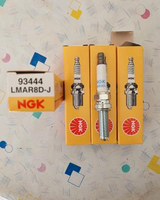 Candele NGK    LMAR8D-J