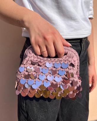 Borsa clutch con paillettes