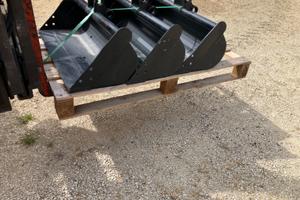 Benna escavatore nuovo