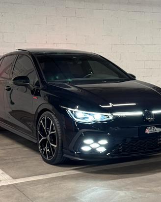 Volkswagen Golf VIII 2.0 tdi GTD 200cv dsg TETTO/M