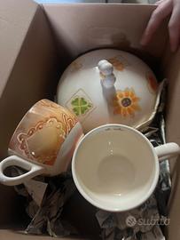 Thun: tazze, biscottiera e set caffè; pentole