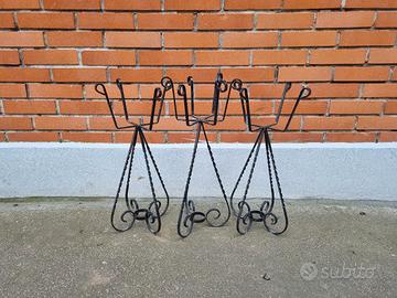 Portavasi in ferro battuto