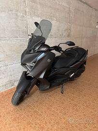 Yamaha Xmax 300 2023 Sonic Grey