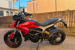 Ducati Hyperstrada 