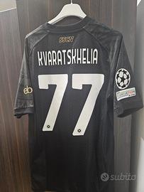 Maglia Kvaratskhelia