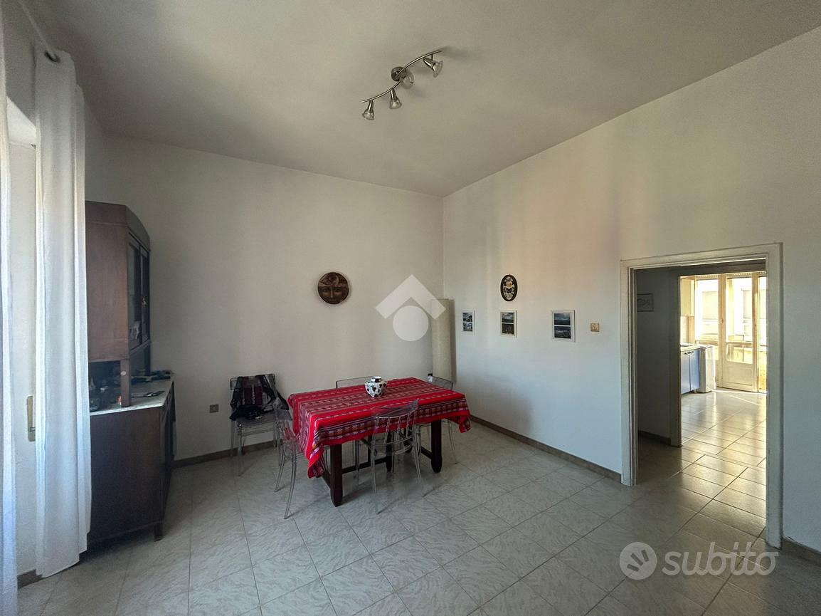 3 LOCALI A CAGLIARI - Vista 2