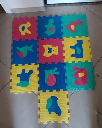 TTappeto puzzle animali colorati