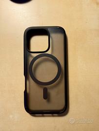 Cover custodia iPhone 16 Pro Spigen