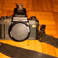 Canon F-1 analogica anni 70