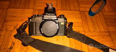 Canon F-1 analogica anni 70