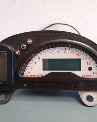 Cruscotto digitale  per moto Aviacompositi