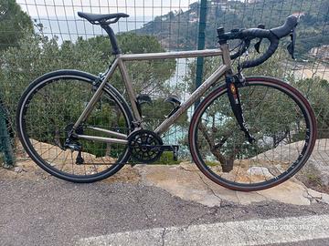 Bici in Titanio Grado 9 (3Al / 2.5V)