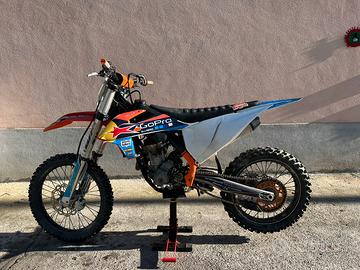 Moto cross ktm sxf sx-f 250 4t 2019