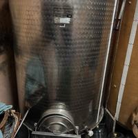 Cisterna vino in acciaio inox