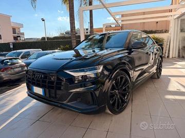Audi SQ8 unico proprietario