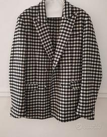 Giacca di lana da donna.