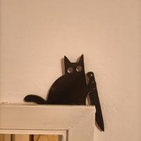 Decorazione gatto killer per porta